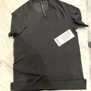 Lululemon Metal Vent Tech Short-Sleeve Shirt